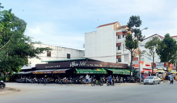 Bán cặp nền góc SIÊU VIP đường Bùi Quang Trinh gần ngay cổng chào khu dân cư 586